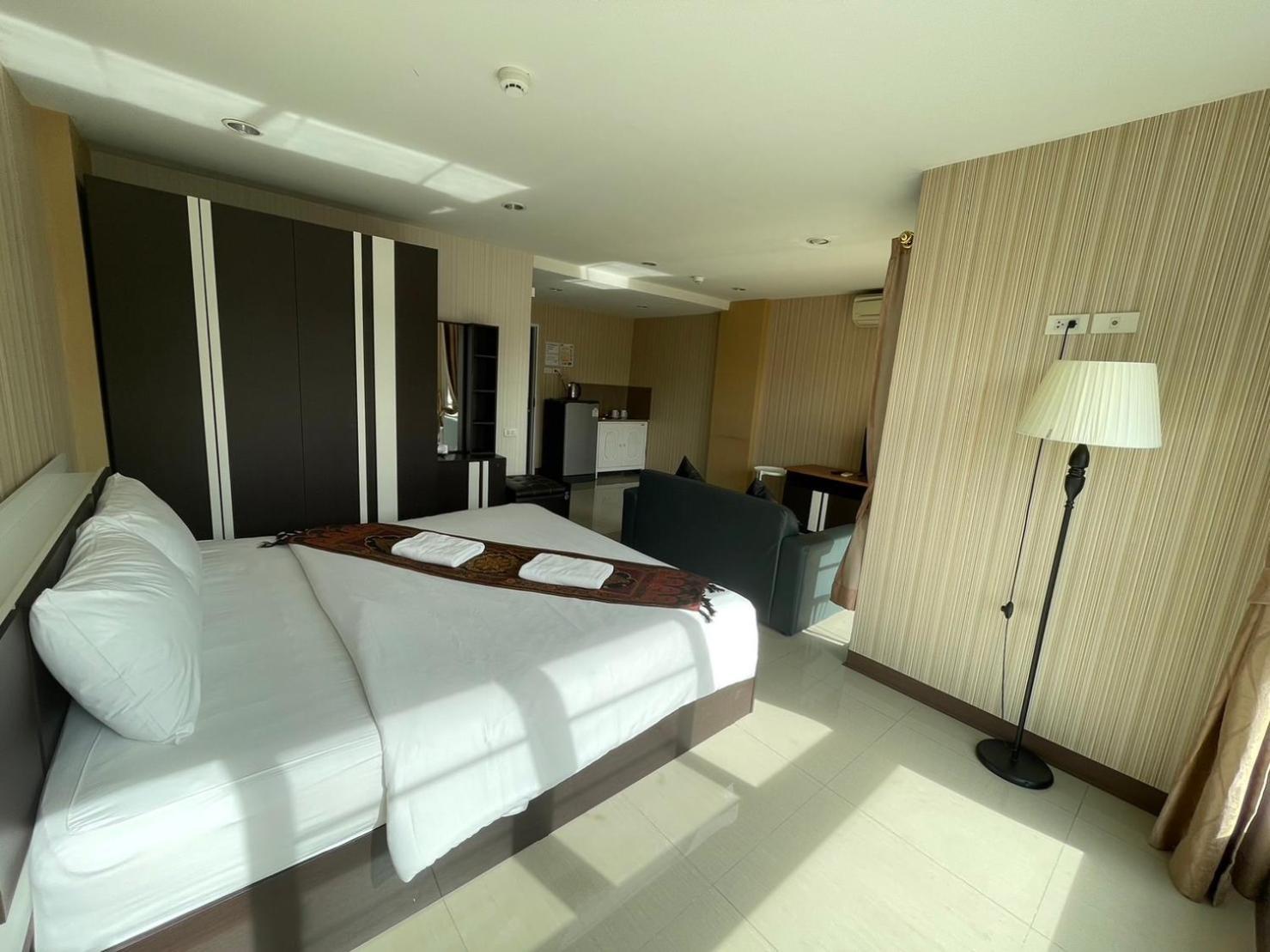H2Do Hotel Ban Khlong Sanam Phli Exterior foto