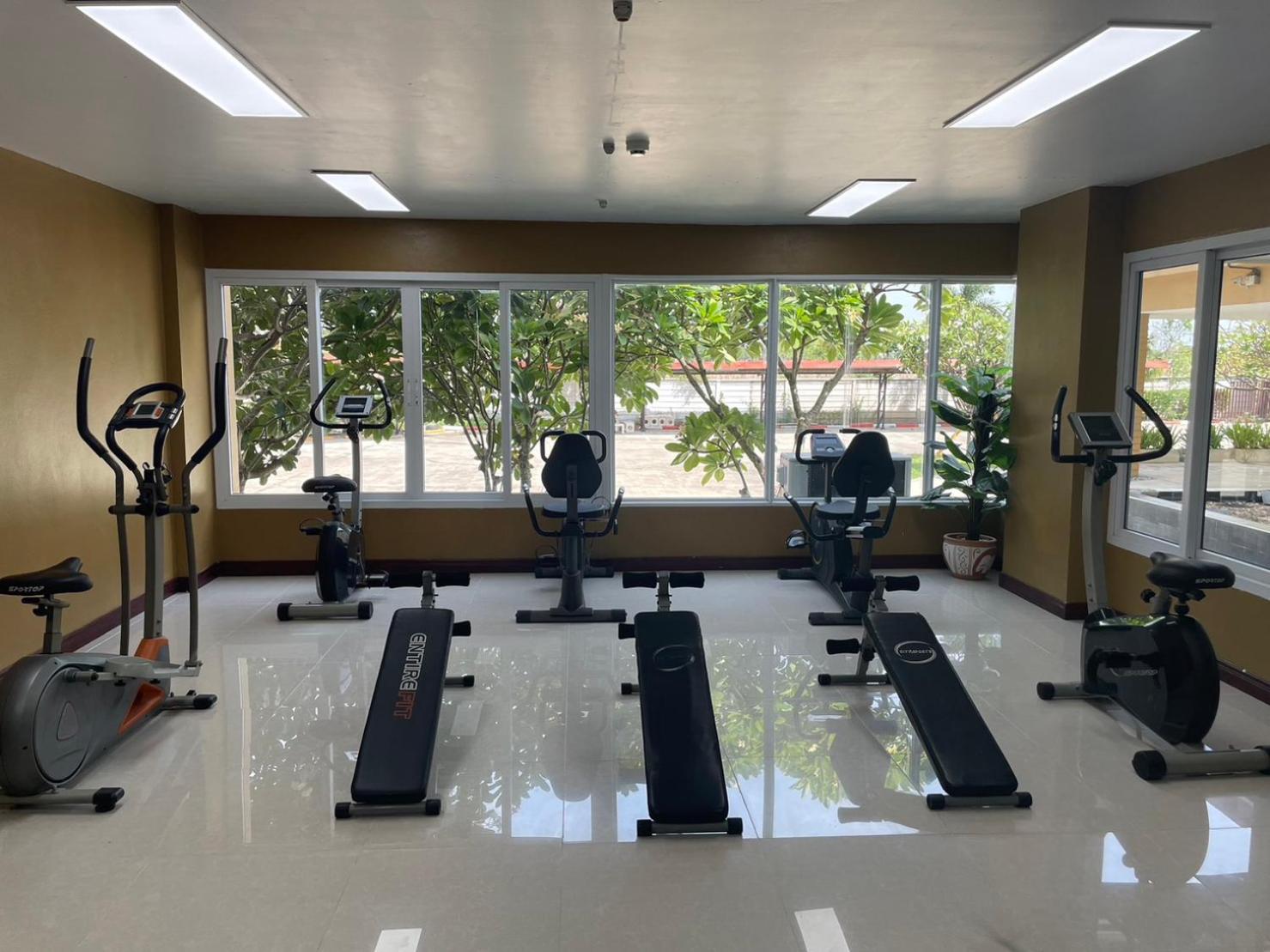 H2Do Hotel Ban Khlong Sanam Phli Exterior foto